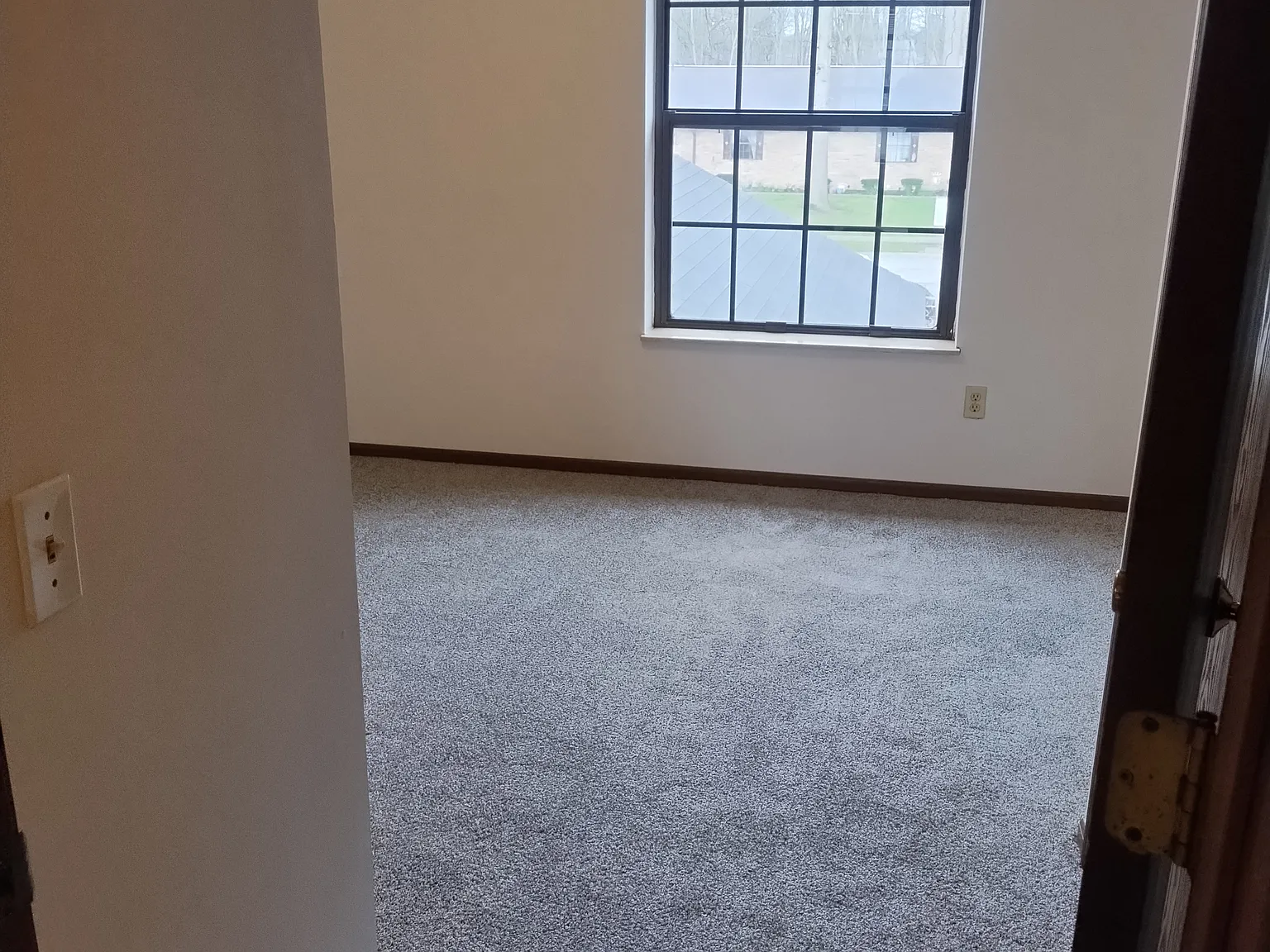 2 bed, 1.5 bath, 950 sqft, $940 — Photo 4