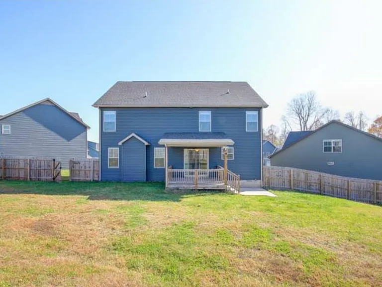 212 Eagles Talon Ct — Photo 23
