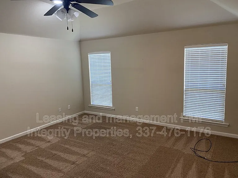 115 Northpointe Dr — Photo 6
