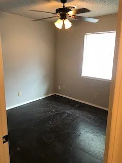 5217 Royce Dr — Photo 2