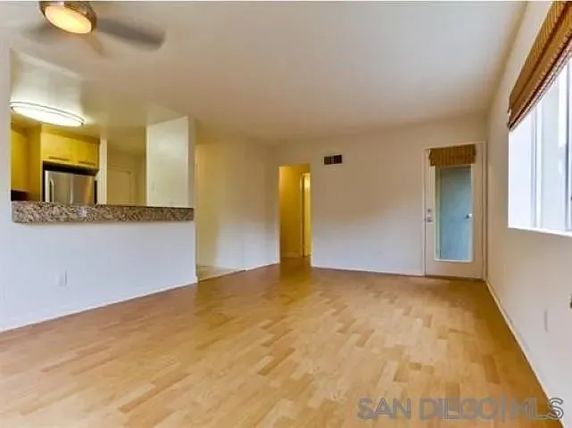 7425 Charmant Dr #2805 — Photo 14