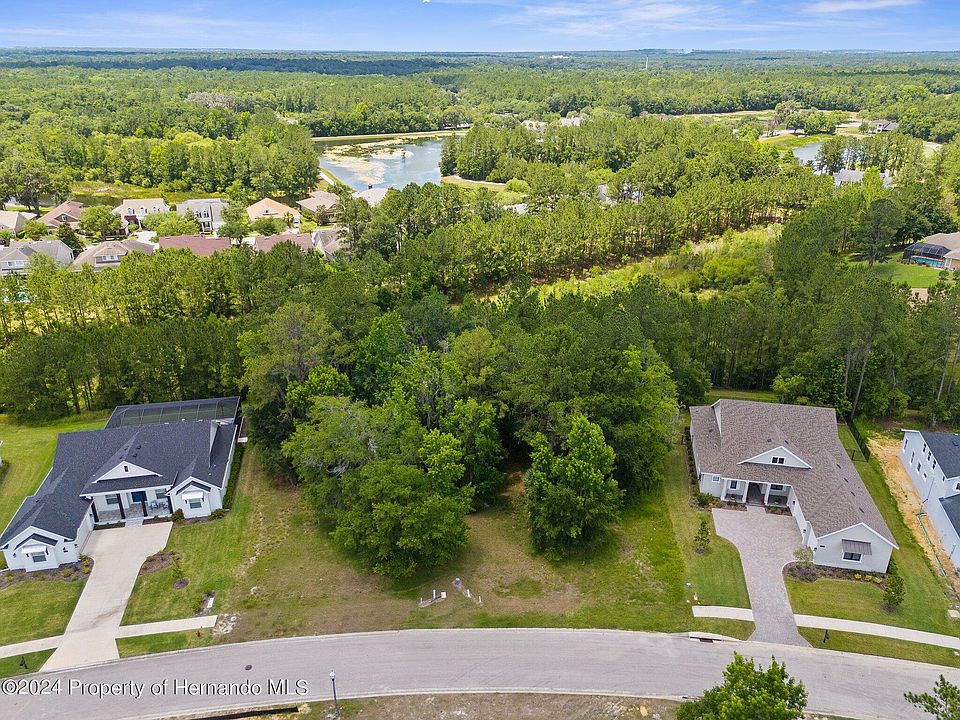 1st image of 19545 Sheltered Hill Dr