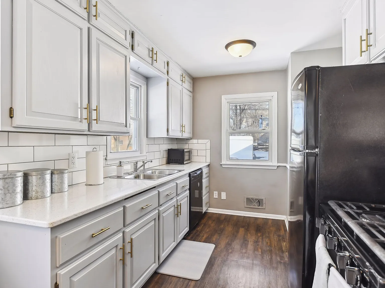 4 Bedroom Single Family Home — Photo 1