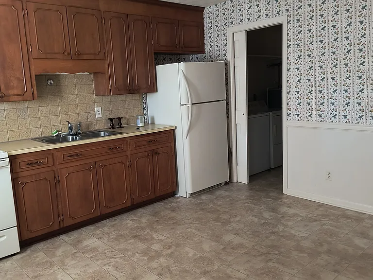 458 Tomahawk Dr #A — Photo 6