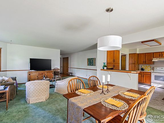 4th image of 1449 Elmhurst Ct