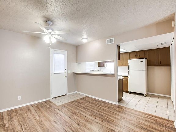 4th image of 2402 S Graham Dr #A