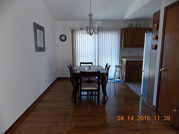 5th image of 520 N Kinzie Pl