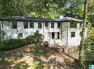 2201 Lane Park Rd, Mountain Brook, AL 35223