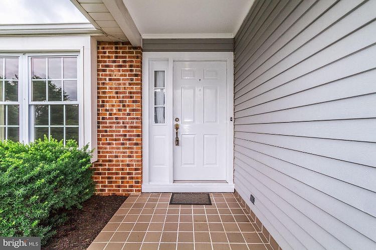 2nd image of 31 Eddystone Way