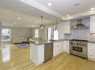 881 E 2nd St UNIT 4, South Boston, MA 02127