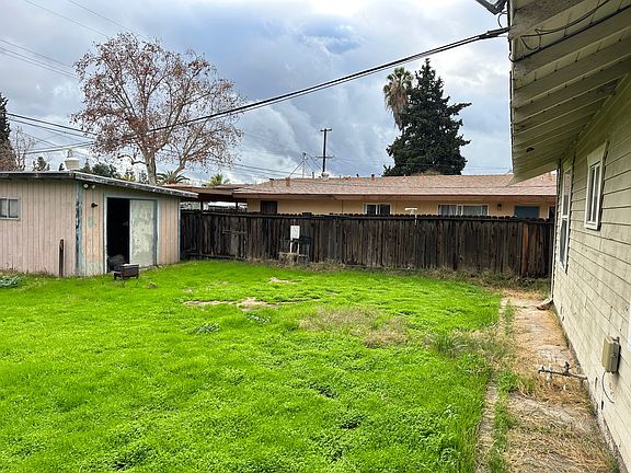 4th image of 3506 E Illinois Ave