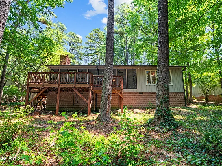 618 Chelsea Dr — Photo 34