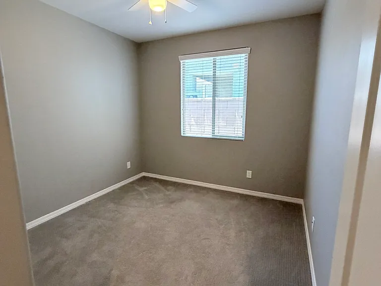 20432 W Carlton Mnr — Photo 15