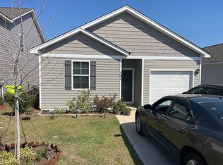 121 Hunters Branch Dr, Hopkins, SC 29061