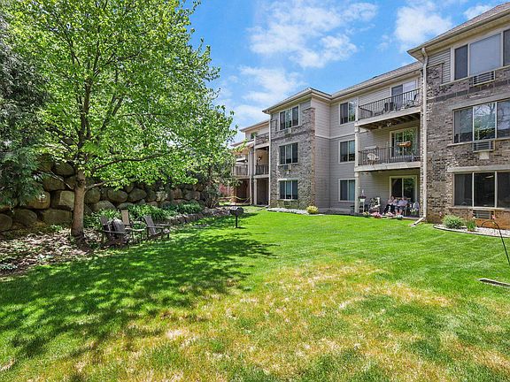 4th image of 7203 Mid Town Rd APT 304