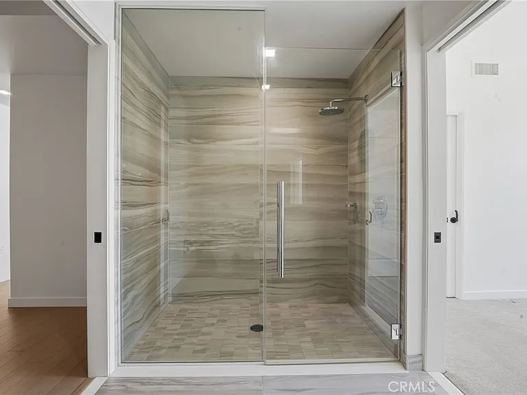 1050 S Grand Ave #708 — Photo 20