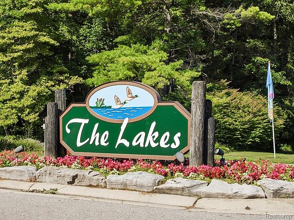 2nd image of 6180 Twin Lakes Dr