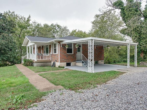 4th image of 4016 Sussex Dr