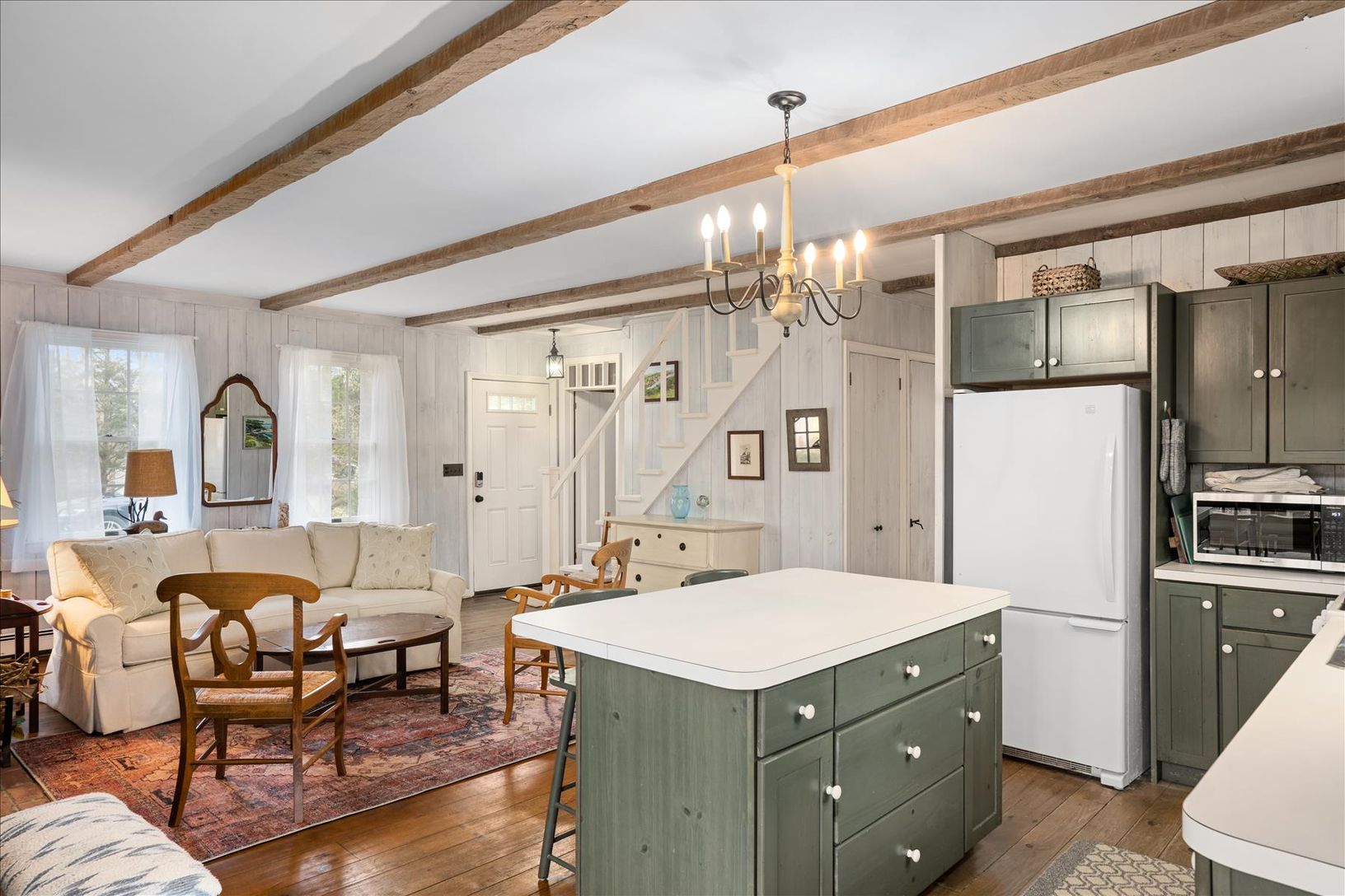  Open kitchen