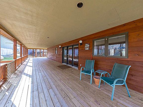 4th image of 413 Beechwood Dr