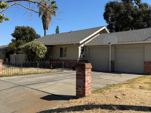 2204 E Poplar St, Stockton, CA 95205