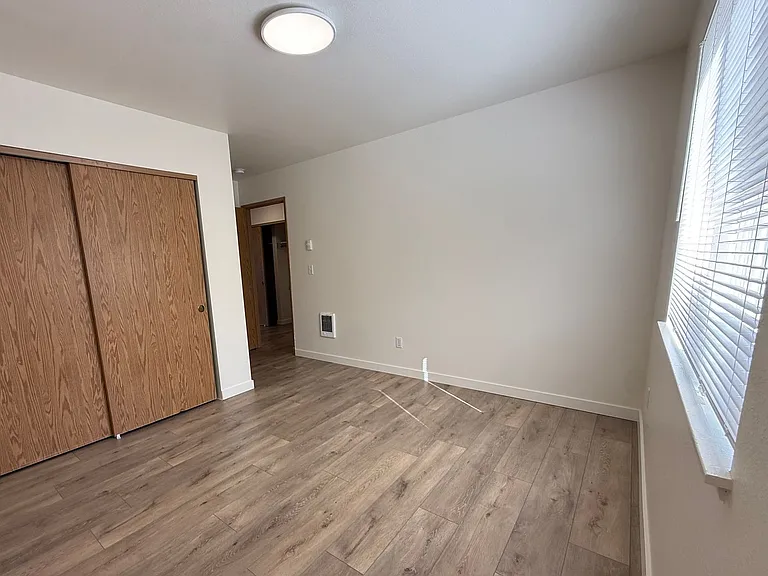 5388 N Hills Dr — Photo 17