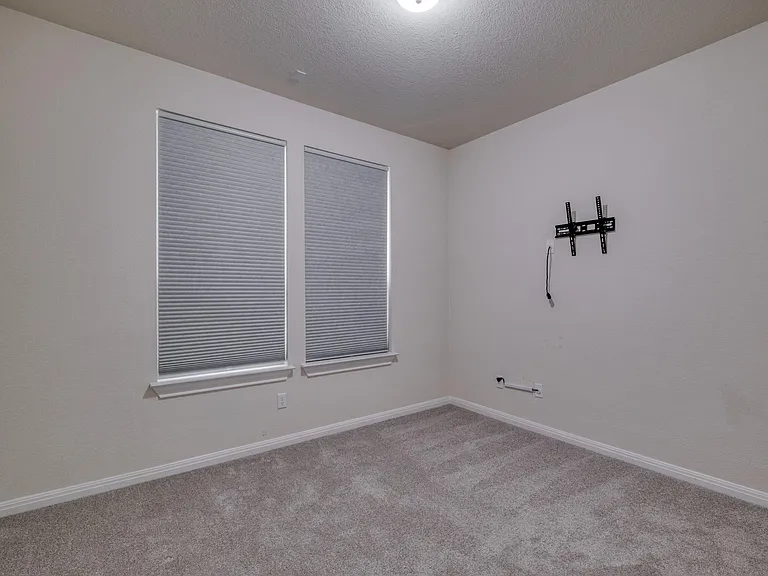 17204 Calipatria Ln — Photo 16