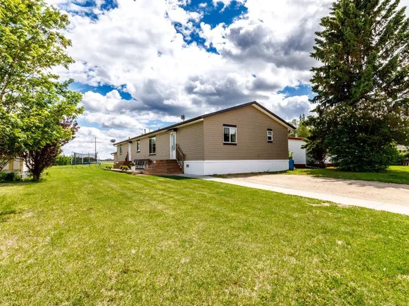 4705 W 45th Ave, Alix, AB T0C 0B0