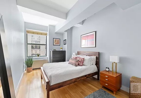 4th image of 99 John St APT 518