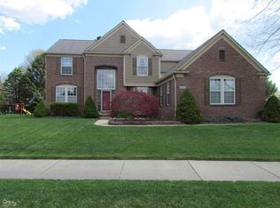 54882 Penzien Dr, Macomb, MI