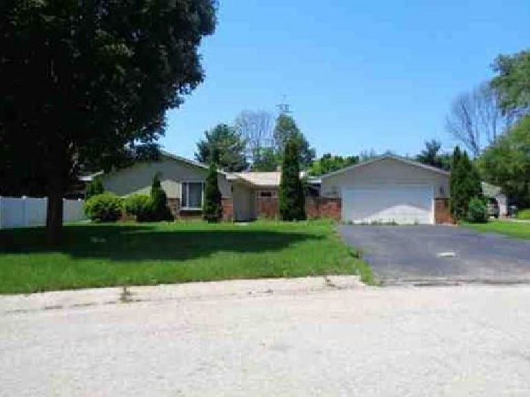 1st image of 1840 Patterson Dr