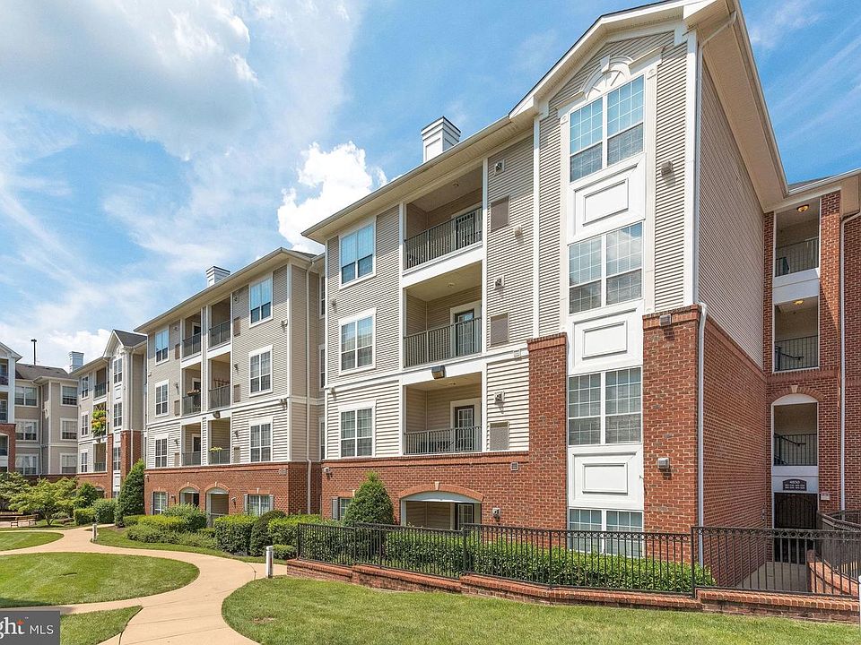 1st image of 4850 Eisenhower Ave Unit 314