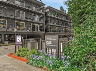 200 SW Burnham Rd #T-404, Lake Oswego, OR 97034