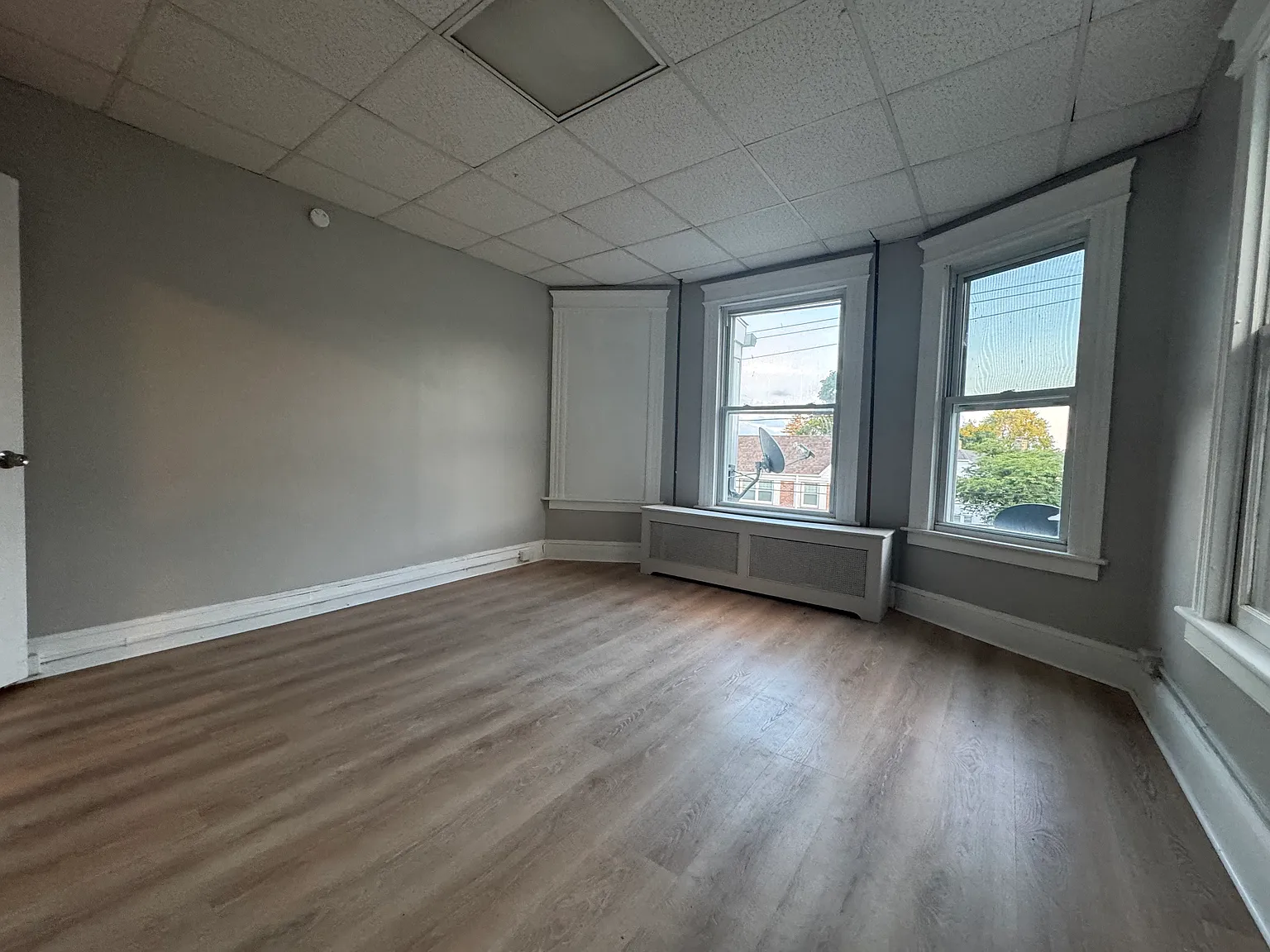 4 bed, 1225 sqft, $1,995 — Photo 4