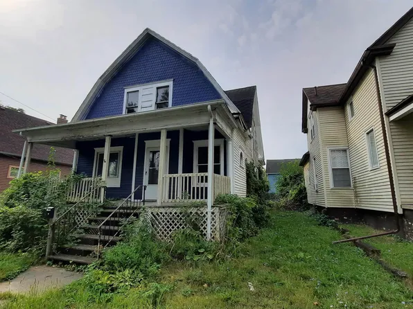 1106 10th St, Bay City, MI 48708