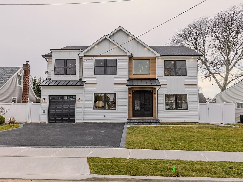 1st image of 930 Winthrop Drive