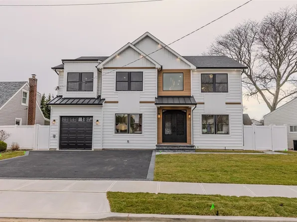 930 Winthrop Drive, East Meadow, NY 11554