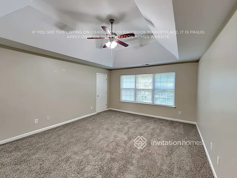 556 S Fortune Way — Photo 8