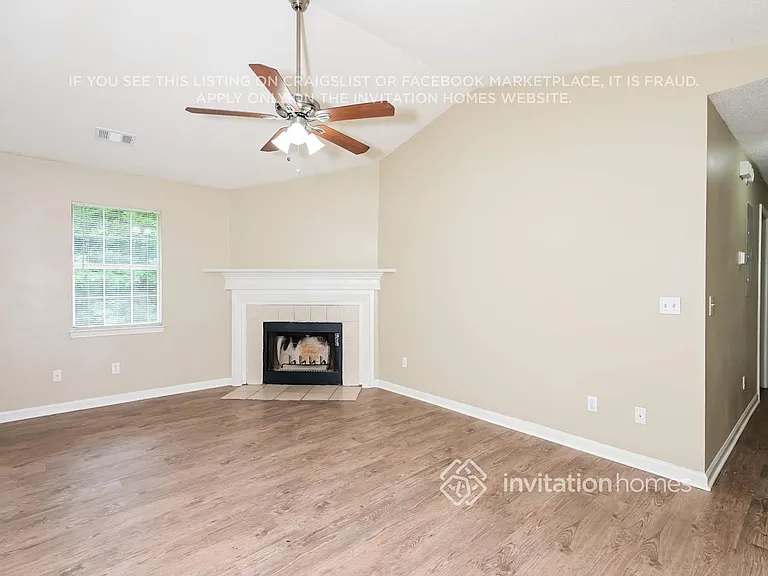 105 Myrtle Grove Ln — Photo 3