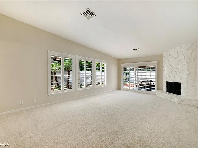 2312 Plaza Del Prado — Photo 8