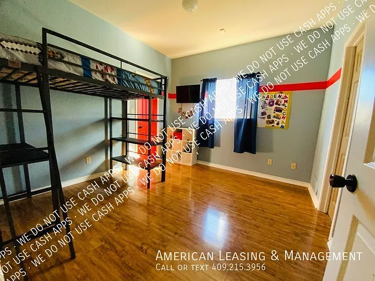 4820 Edgewood Ln — Photo 8