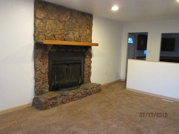 5th image of 1915 E 14th St