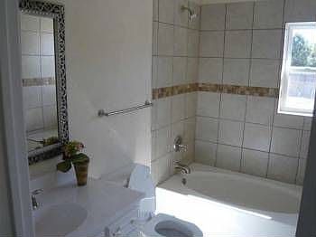 5th image of 13860 Birchlawn Dr