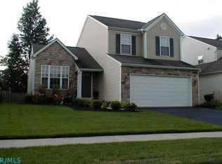 7913 Chapel Stone Rd, Blacklick, OH 43004