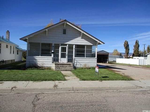 1st image of 313 N 11th St