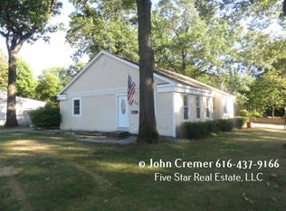 1726 36th St SW, Wyoming, MI 49519