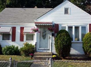 244 Pullen Ave, Pawtucket, RI 02861