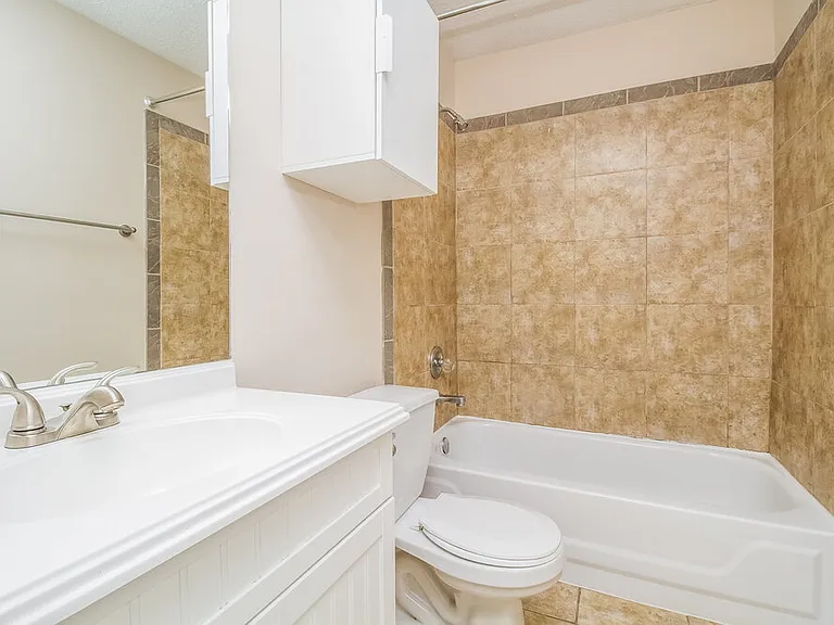 9441 Club Walk Ct — Photo 9