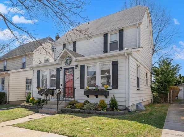 192 Broad Street, Williston Park, NY 11596