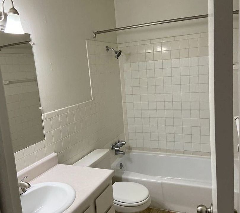 2nd image of 2330 Bel Ct #8